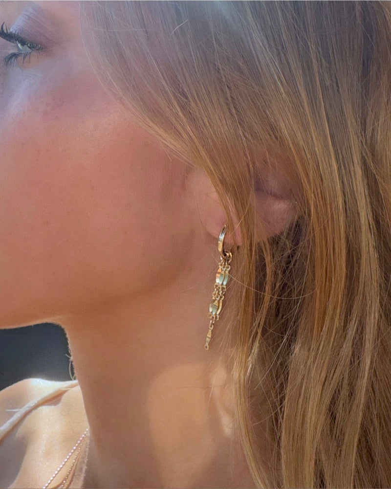 GOLDEN WILLOW HOOP EARRINGS