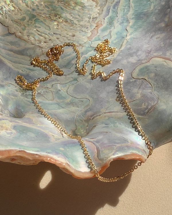 THIN CABLE CHAIN NECKLACE
