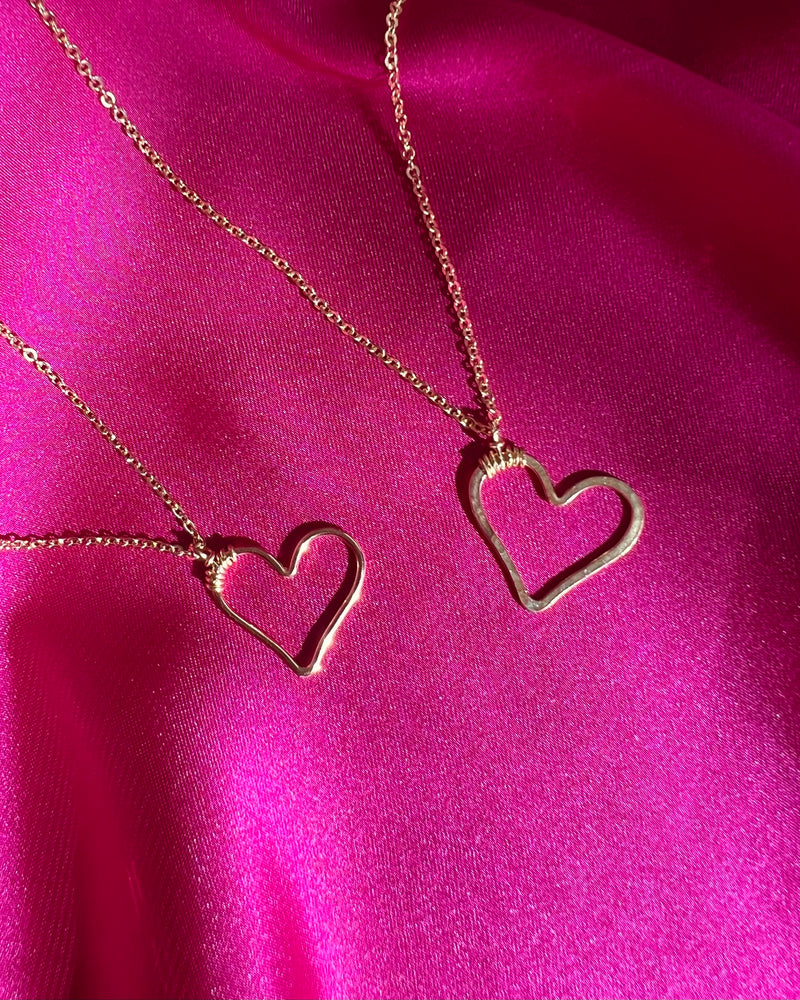 AMOR HEART NECKLACE