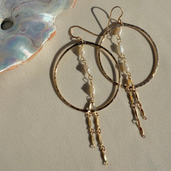 LUNA PEARL EARRINGS