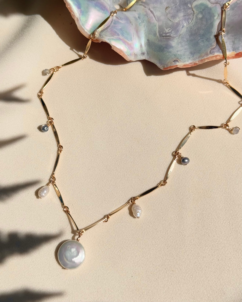 COCORA PEARL CHARM NECKLACE