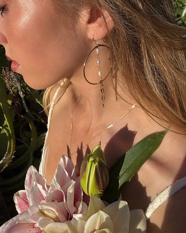 LUNA PEARL EARRINGS