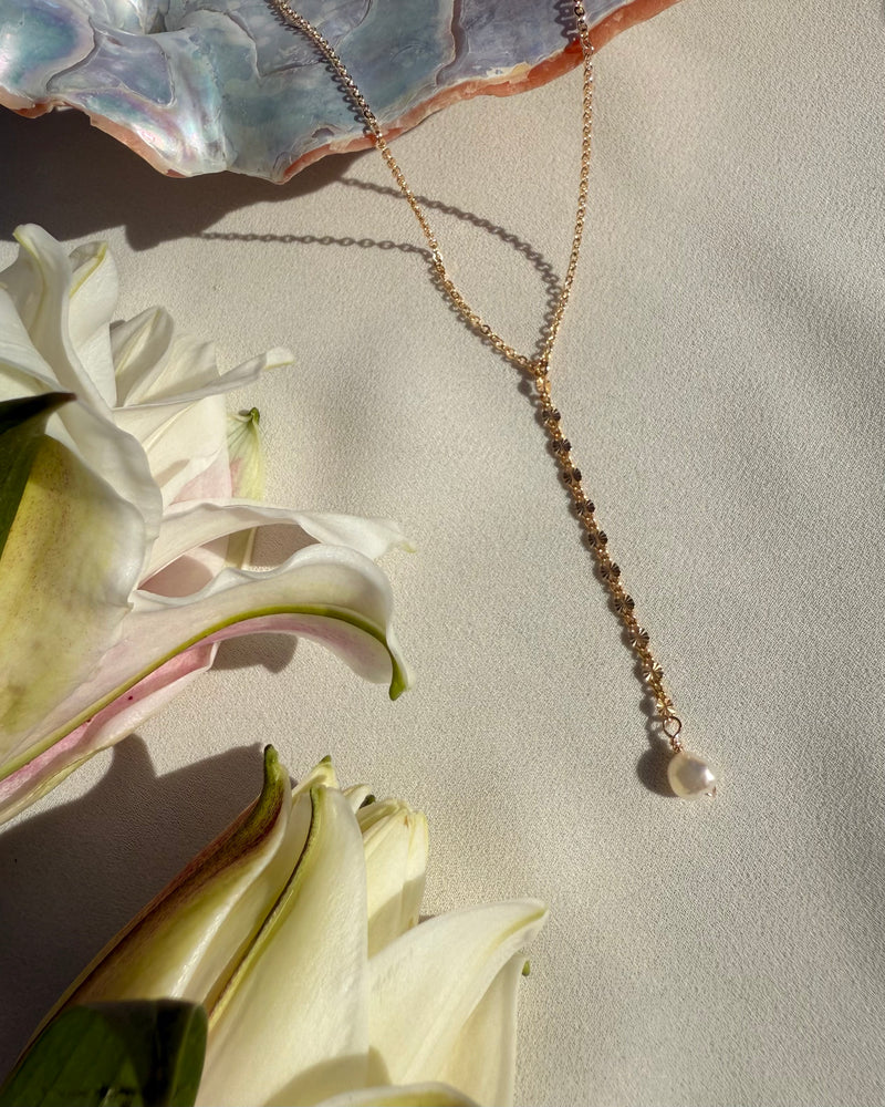 MAE LARIAT NECKLACE