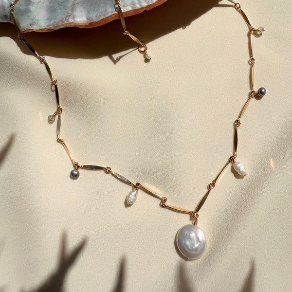 COCORA PEARL CHARM NECKLACE