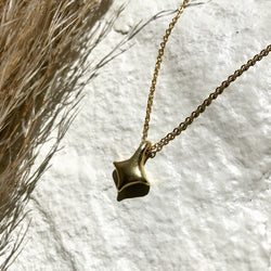 star compass necklace in yellow bronze 